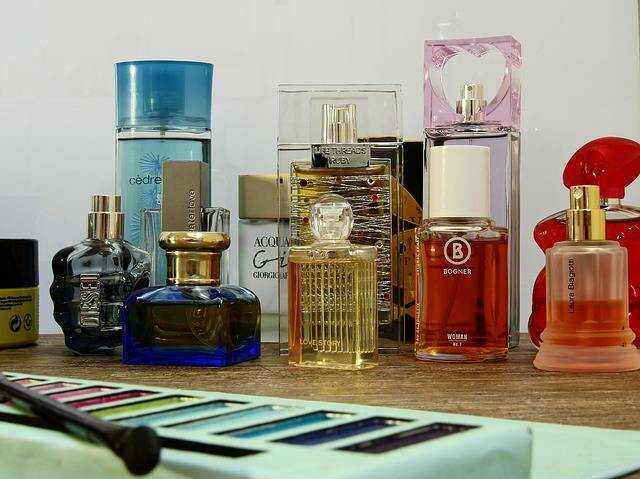Co trzeba wiedzieć o perfumach? 